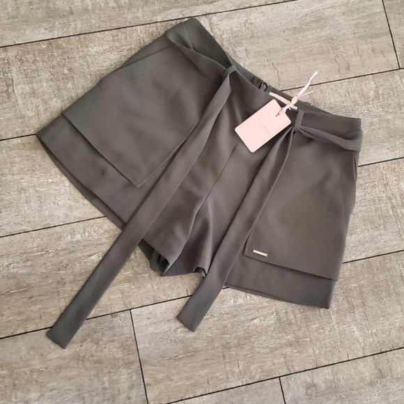 Ted Baker London Pants - Ted Baker Olive Green Shorts 594